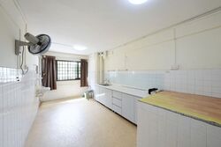 Clementi Avenue 5 (D5), Shop House #432348231